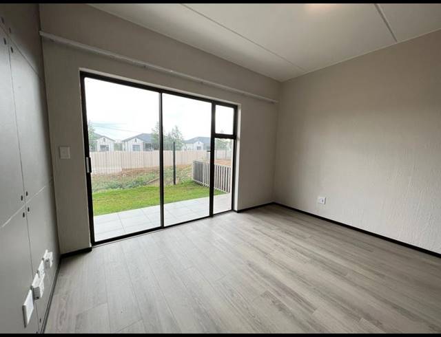 2 BEDROOM APARTMENT FOR SALE IN FOURWAYS